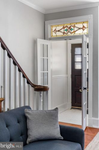 1233 Jackson St, Philadelphia PA 19148-2929 exterior