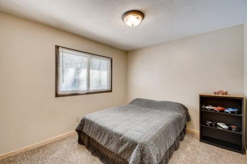 1616 Eugene St, Saint Paul MN 55110-3341 exterior