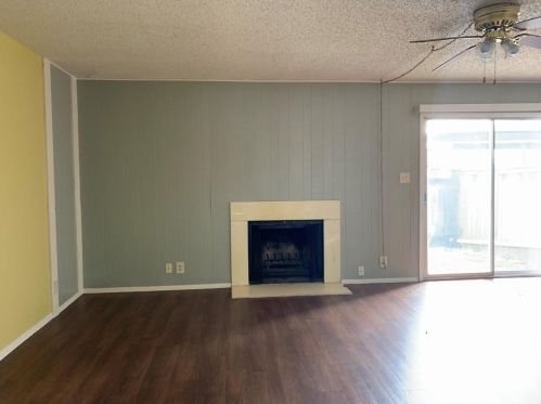 7205 Creekside Dr, Austin, TX 78752-2122