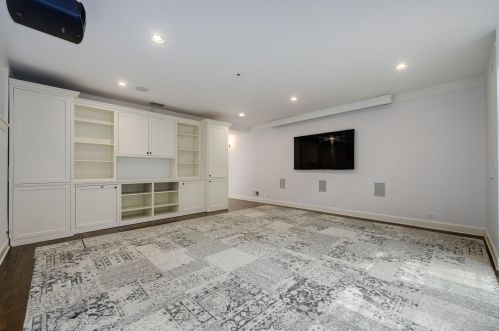 1121 Lill Ave, Chicago IL 60614-2107 exterior