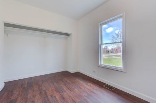 1403 2 Ave, Broadview IL 60153-2212 exterior