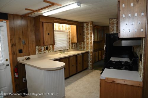 46 Southwind Cir, Jackson Twp NJ  08527-2809 exterior