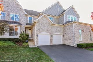 711 Stone Canyon Cir, Hoffman Estates, IL 60010-6447