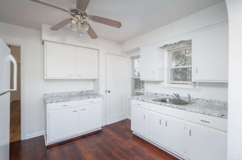 68 Euclid St, Valley Stream NY  11580-4111 exterior