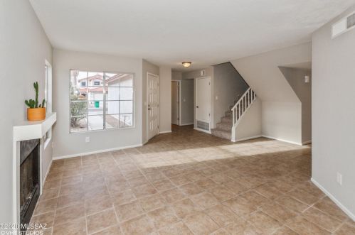 9512 Albatross Dr, Tucson AZ  85742-5120 exterior