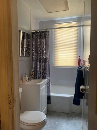 5256 Carpenter St, Chicago IL 60621-4237 exterior