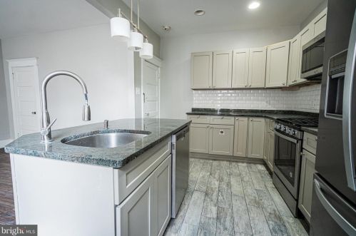 7031 Ditman St, Philadelphia PA  19135-1829 exterior