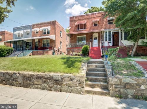 432 Orange St, Washington DC  20032-1622 exterior