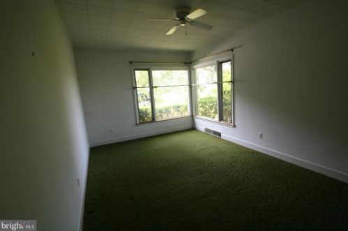 810 Lions Back Dr, Huntingdon PA 16652-3024 exterior