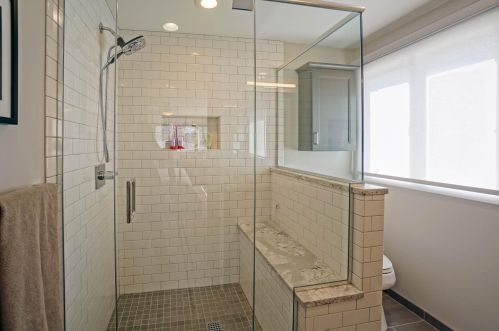 9355 Thrush Ln, Milwaukee WI 53217-1375 exterior