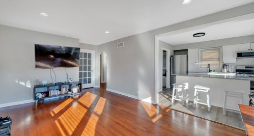 2734 97 St, Chicago IL 60805-2732 exterior