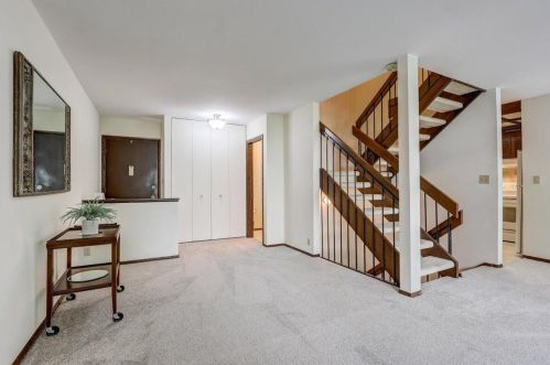 9039 70, Milwaukee WI 53218-2212 exterior