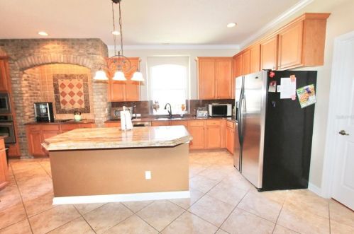 1076 Bloomsbury Run, Lake Mary FL  32746-1974 exterior