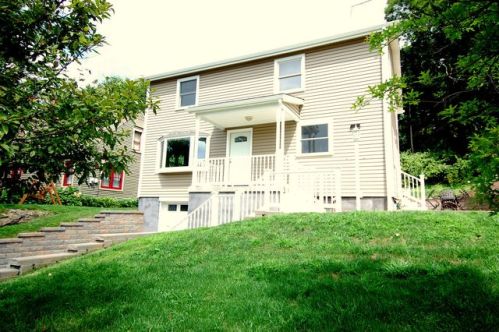 217 12 St, Pittsburgh PA  15215-2402 exterior