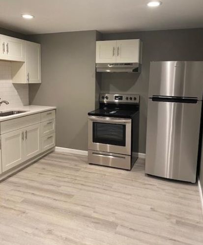 918 Main St, Pittsburgh PA  15215-2352 exterior