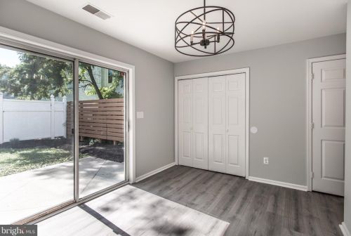 1915 Franklin St, Philadelphia PA 19122-2015 exterior