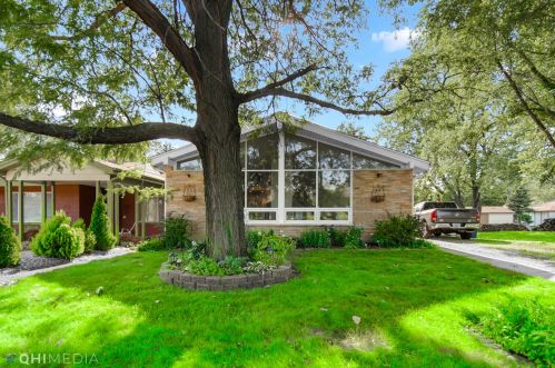 9222 California Ave, Chicago, IL 60805-1704