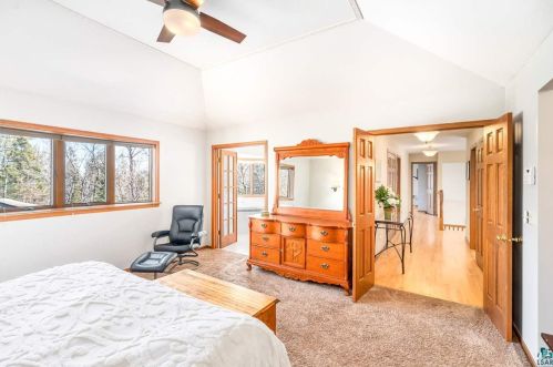 3634 1 St, Duluth MN 55802-1516 exterior