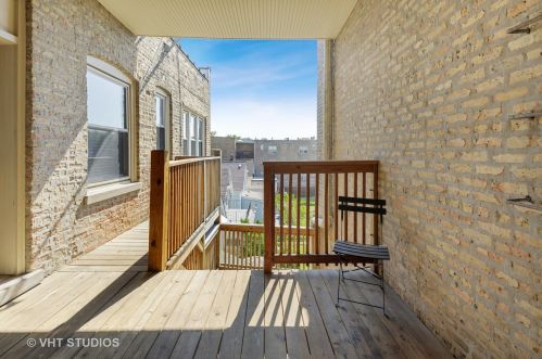 3357 Belle Plaine Ave, Chicago IL  60618-2335 exterior