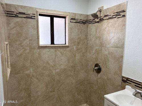 108 27 Dr, Phoenix AZ 85045-4201 exterior