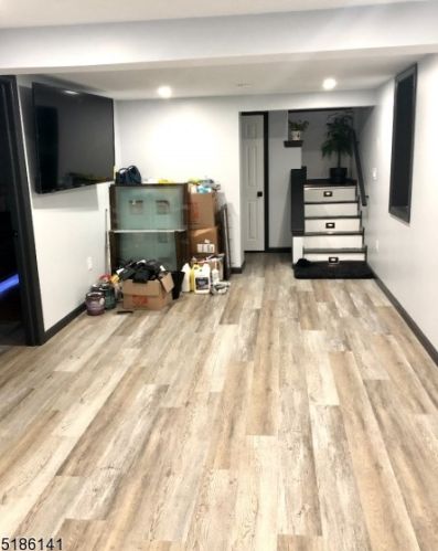 5 Bucknell Trl, Hopatcong NJ  07843-1760 exterior