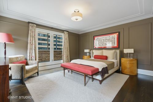 1449 Astor St, Chicago IL 60610-1608 exterior