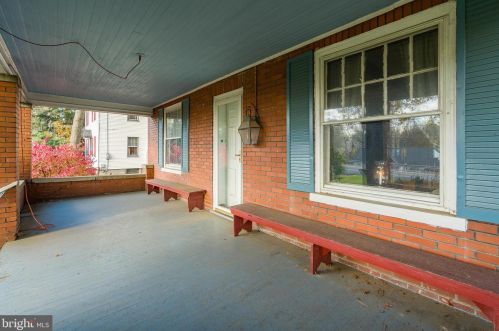 1819 Willow St Pike, Lancaster PA 17602-4838 exterior