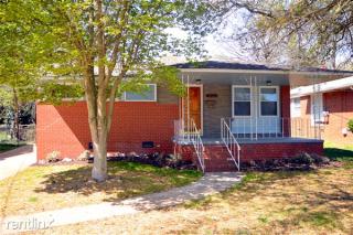 1829 Irma St, Charlotte NC  28216-4817 exterior