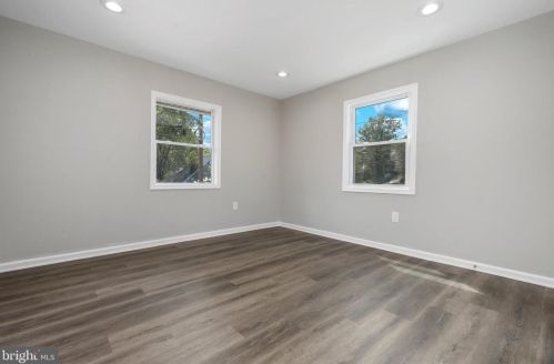 13210 Midway Ave, Rockville MD 20851-1813 exterior