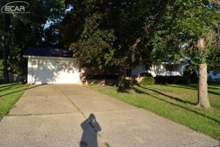 11398 Runnells Dr, Clio, MI 48420-8225