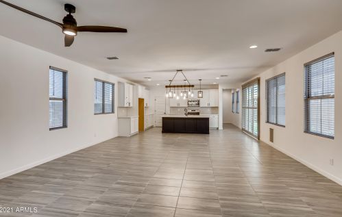 25772 20 Ln, Phoenix AZ 85041-7716 exterior