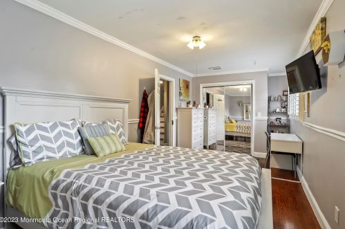 53 Arlene Dr, West Long Branch NJ 07764-1100 exterior