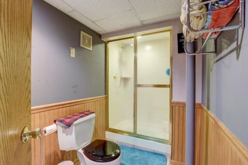 6342 Ohio Ave, Milwaukee WI  53219-4242 exterior