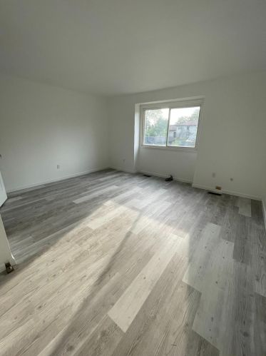 7542 Whitcomb St, Gary IN 46404-2618 exterior