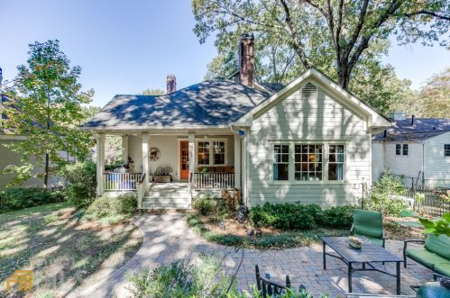 1331 Chalmette Dr, Atlanta GA 30306-2527 exterior