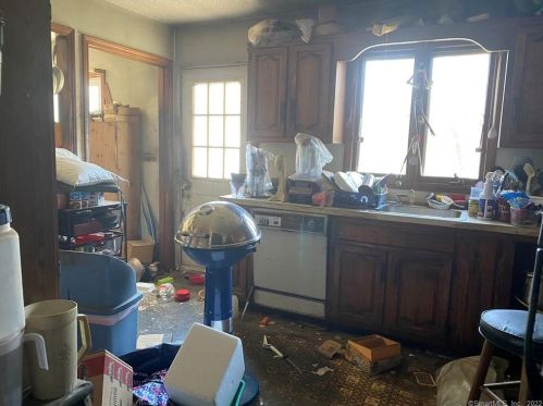 141 Culvert St, Torrington, CT 06790-5149