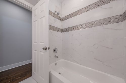 10133 Perry Ave, Chicago IL 60628-3428 exterior