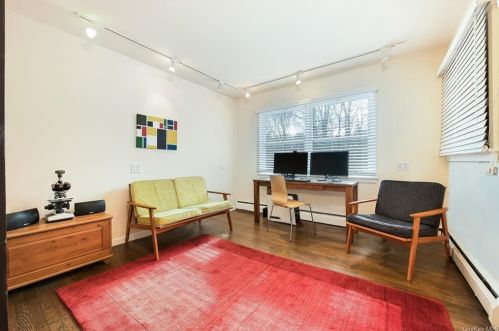 1 Long Pond Rd, Armonk NY 10504-2626 exterior