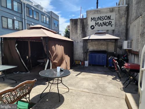 1007 Colorado St, Philadelphia PA 19146-4734 exterior