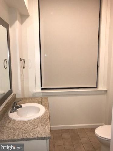 220 16th St, Philadelphia PA  19102-3305 exterior