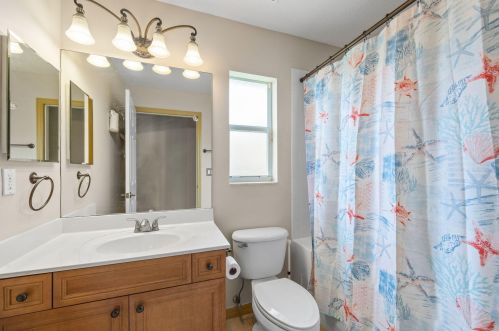 1802 Hickock Ter, Fort Pierce FL 34953-1111 exterior