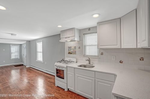 9 Danby Pl, Point Pleasant Beach NJ  08742-5621 exterior