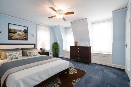 2728 Prospect Ave, Milwaukee WI 53211-3768 exterior