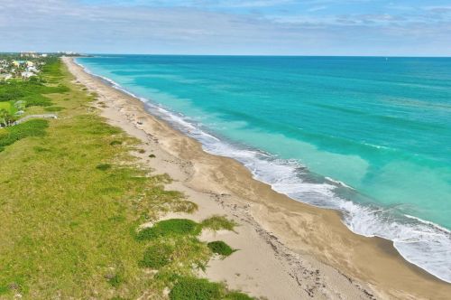 702 Southstar Dr, Fort Pierce FL 34949-9120 exterior