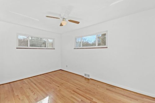 418 Neola Cir, Pittsburgh PA exterior