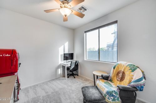 42007 45th Dr, Phoenix AZ  85086-1445 exterior