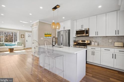 252 Oakwood St, Washington DC  20032-1721 exterior