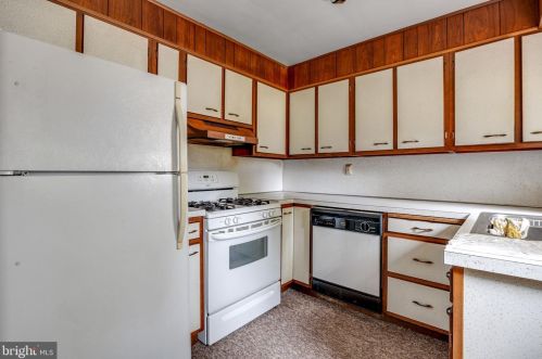 119 Ardmore Ave, Runnemede NJ 08078-1701 exterior