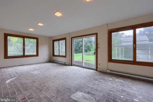 1944 Millersville Rd, Lancaster PA 17603-6153 exterior