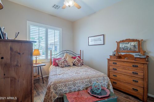 16814 1st Dr, Phoenix AZ 85021-5670 exterior